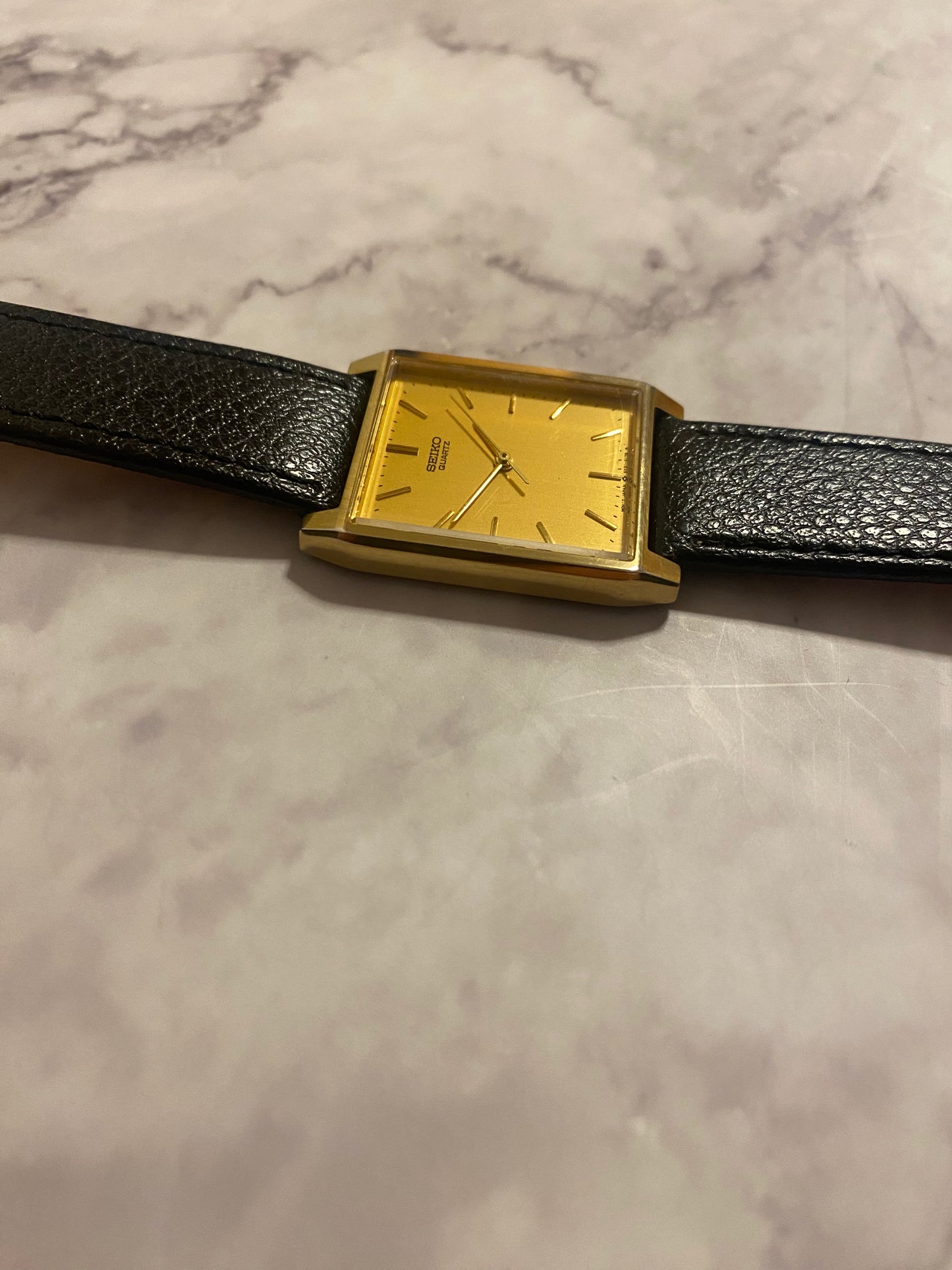 Seiko Tank Quartz 5Y31-5040
