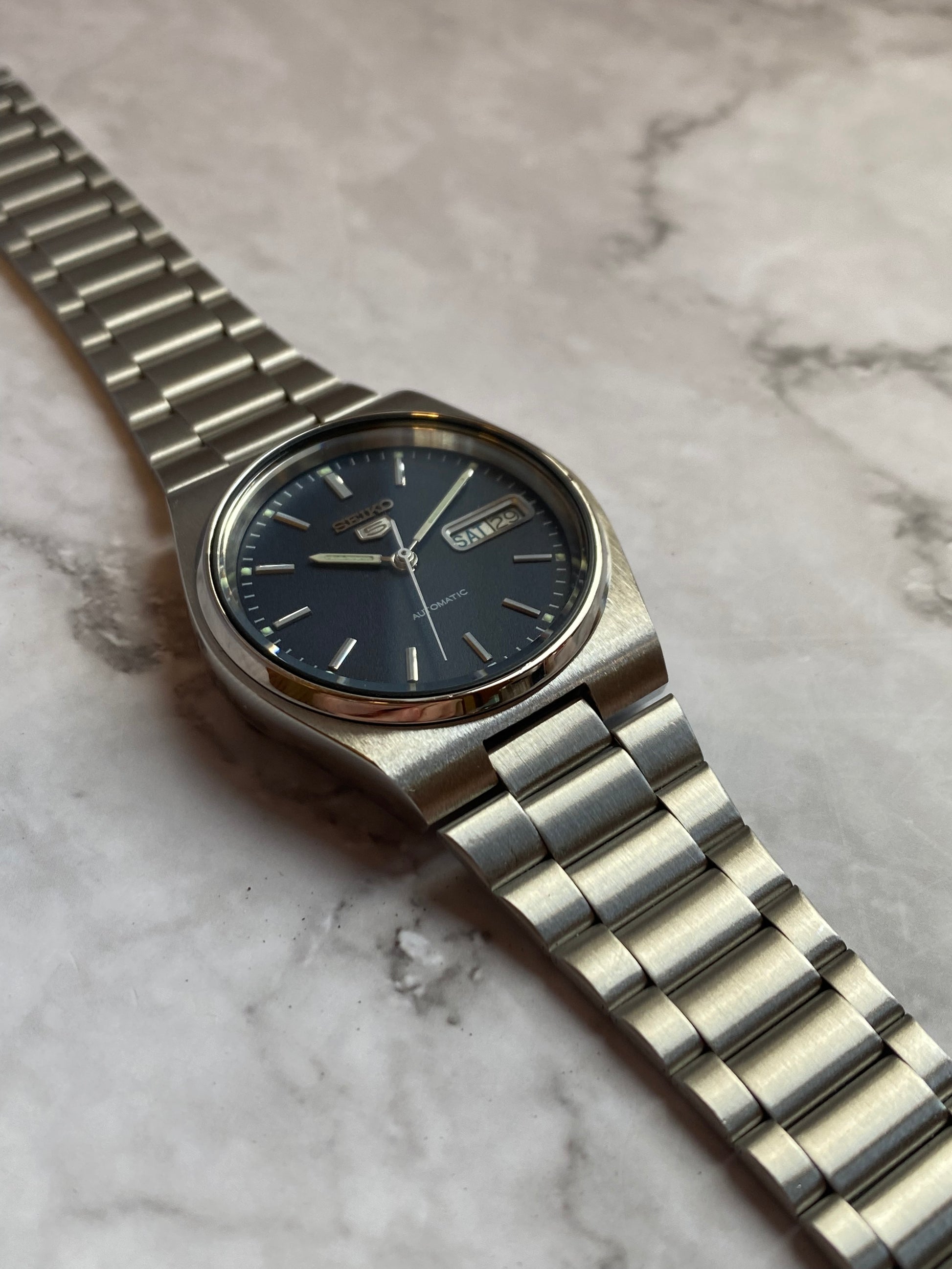 Old seiko 5 automatic 2025 watches price