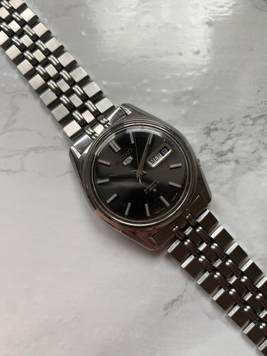 Seiko 5 Day-Date 6119-8093