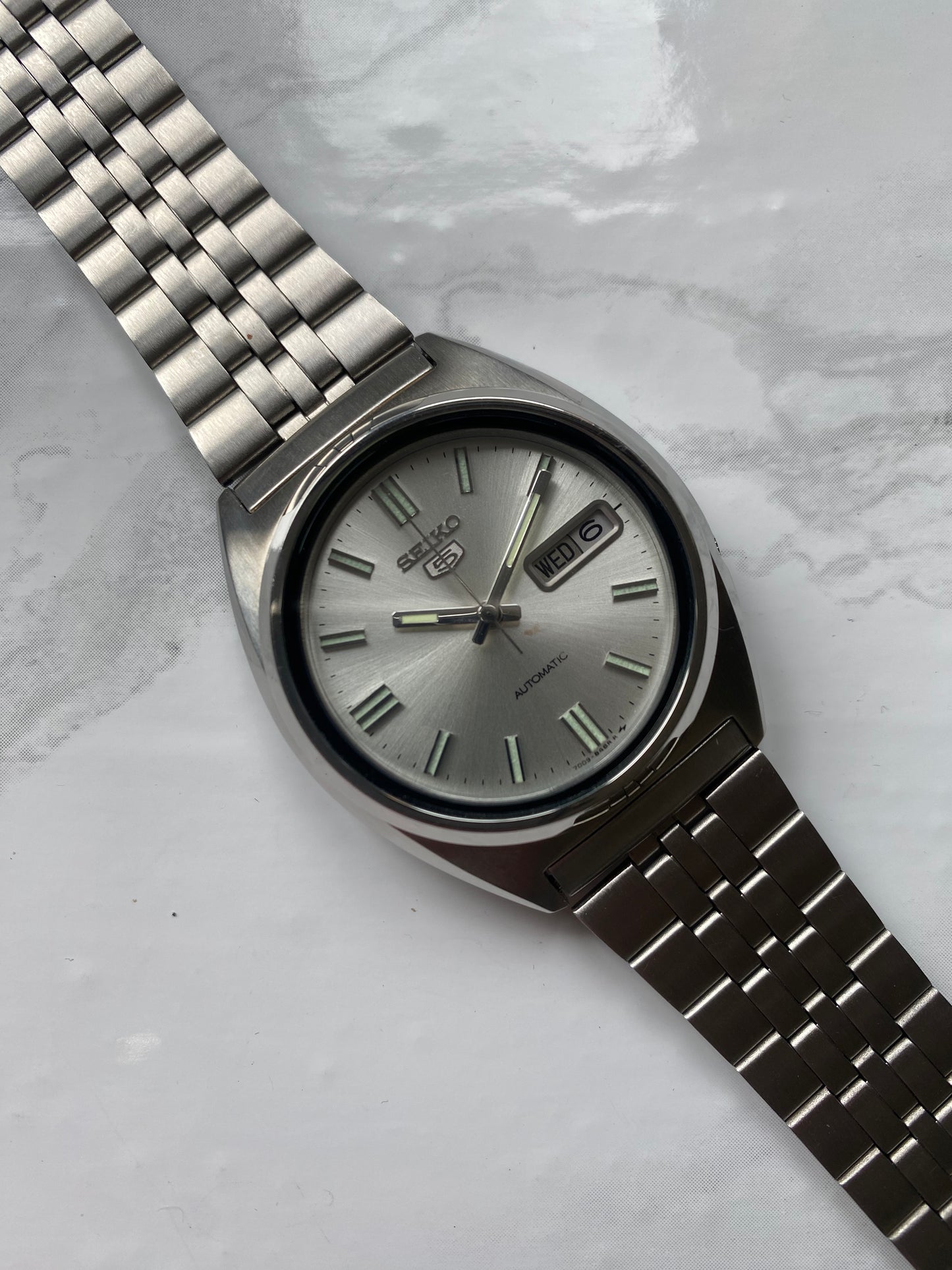 7009 hot sale seiko 5